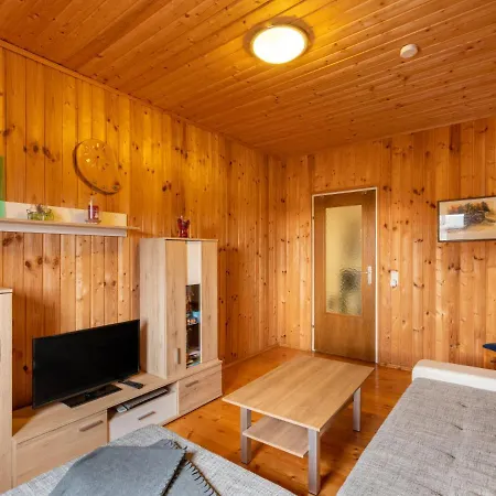 Pistenblick-3 By Interhome